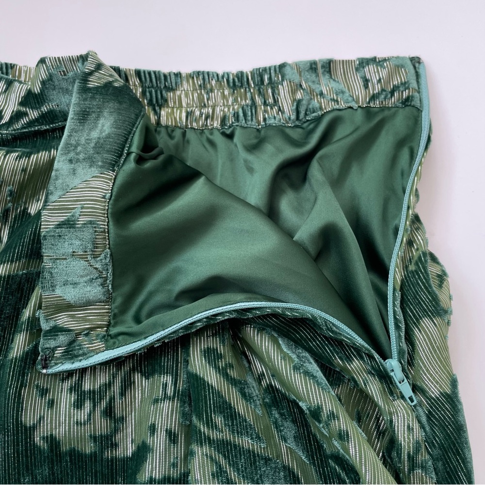 ModCloth Velvet Burn Out Skirt  XL Green Shimmer Striped Flowy - Picture 7 of 13